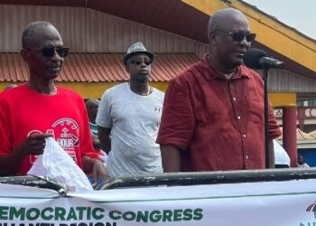 Photos: COP Kofi Boakye Joins Former President John Mahama on ‘Building Ghana Tour’ in Ashanti Region