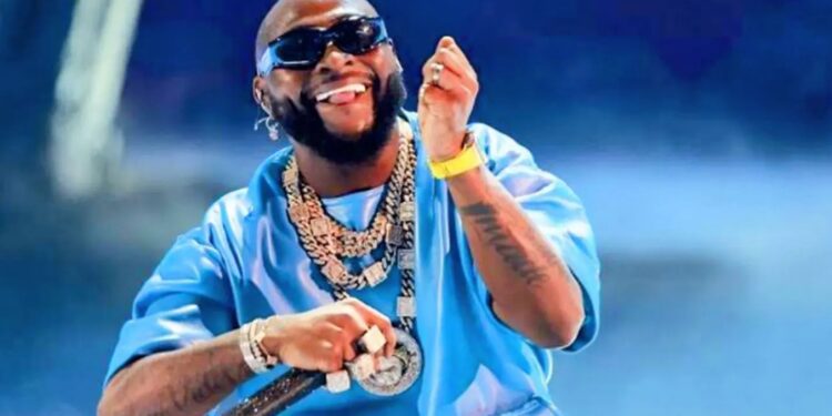 “I Think I Chose The Wrong Profession, Footballers Are Really Enjoying” – Davido