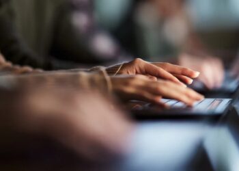 Only Real People Can Patent Inventions — Not AI — US Government Says