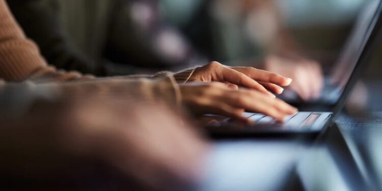 Only Real People Can Patent Inventions — Not AI — US Government Says