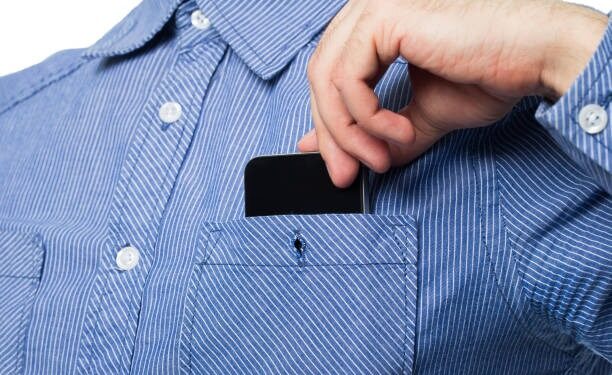 MUST READ: What Happens When You Keep Your Phone in the Chest Pocket?