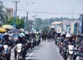 Kumasi: Police officer dies after crashing into parked vehicle when chasing an errant motor rider