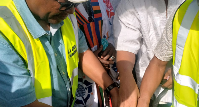 Mahama cuts sod for construction of Jakpa Palace