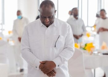 Alan plays religious card; ask Christians to elect a Christian President