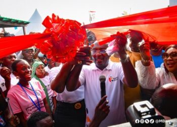 Bawumia opens multi-purpose ‘kayayei’ hostel and training programme