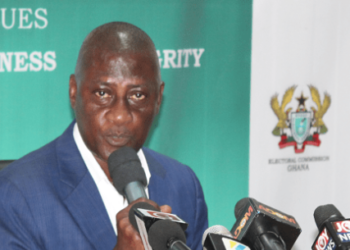 The Deputy Chairman of operations of the Electoral Commission (EC), Samuel Tettey has stated the Electoral Commission of Ghana is in no position to rig elections for any political party or candidate.