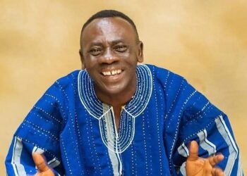 You will end up with an irresponsible man if you are desperate for marriage – Akrobeto to ladies