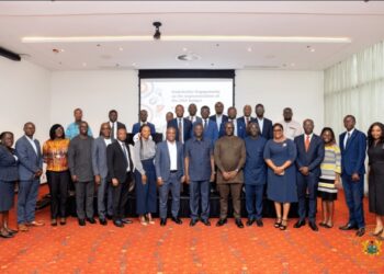 Finance Minister meets banks ahead of mid-year budget review