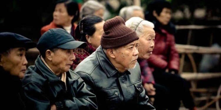 China to raise retirement age as population gets older