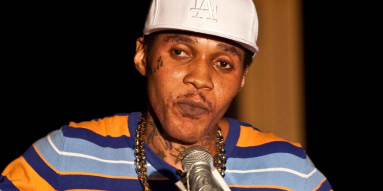 ‘Tell the youth to stay out of crime, its not worth it’ – Vybz Kartel speaks shortly after release from prison