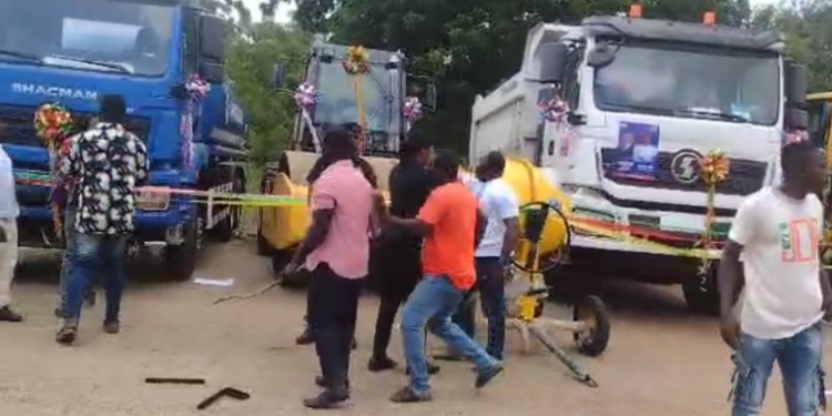 NDC, NPP members clash at Gomoa West over DRIP machines commissioning.