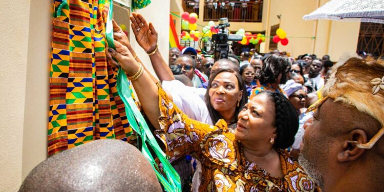 First Lady commissions redeveloped 118-year-old Independence Avenue Cluster of Schools.
