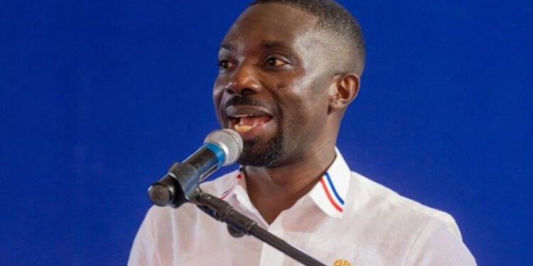 Bawumia campaign accuses Mahama of being out of touch with current affairs