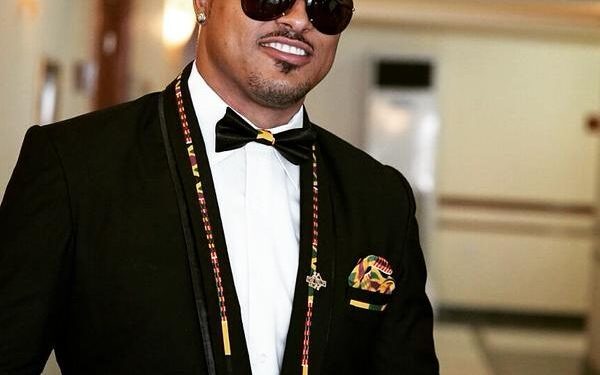 Van Vicker applauds Mahama for cedi appreciation against dollar