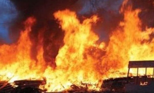 Fire Razes Kintampo Mechanic Shop: 5 Motorbikes, Fufu Pounding Machine Destroyed