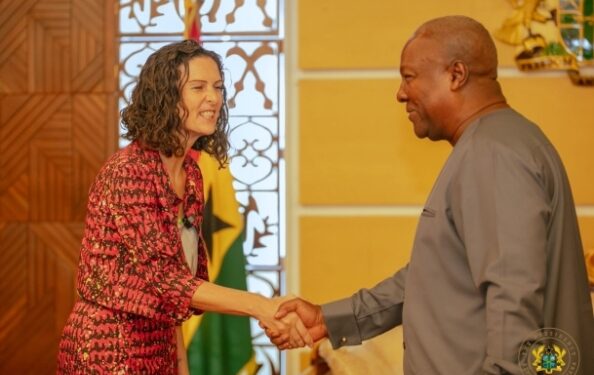 Mahama bids farewell to UK envoy, discusses economy, security, regional ties