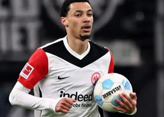 Liverpool FC Liverpool complete Hugo Ekitike signing as Arne Slot transfer spend nears £300m