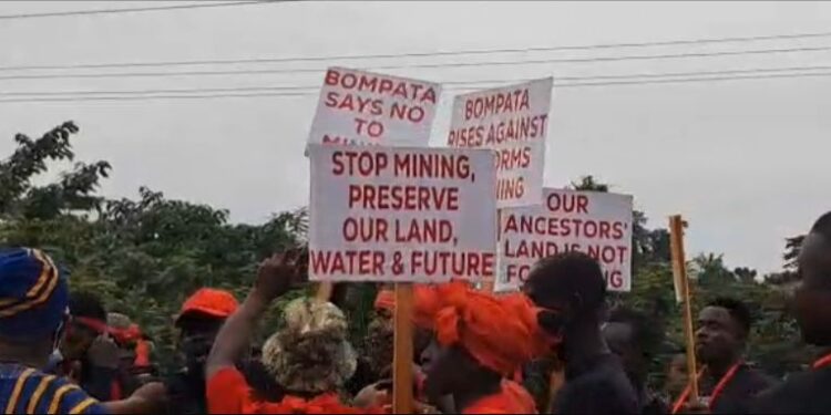 A/R: Bompata residents reject mining activities