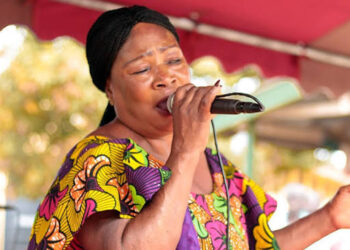 Legendary Yaw Sarpong’s backing vocalist Maame Tiwaa dead