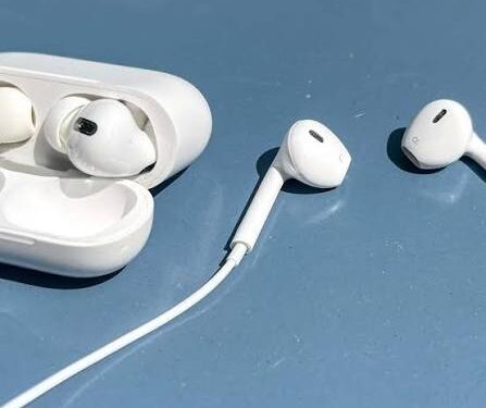 No ban on AirPods, earphones while driving – Police clarify