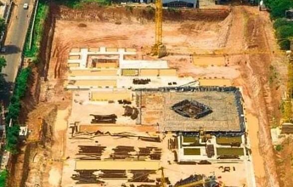 National Cathedral: set politics aside and revive project