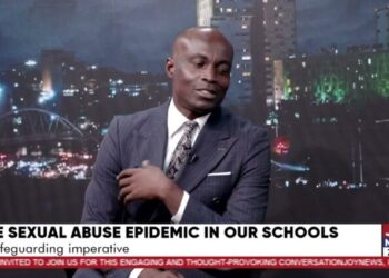 ‘Some teachers fight male students over schoolgirls’ — Teacher alleges